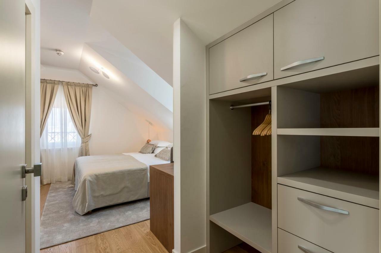Residence Stine Split Luaran gambar