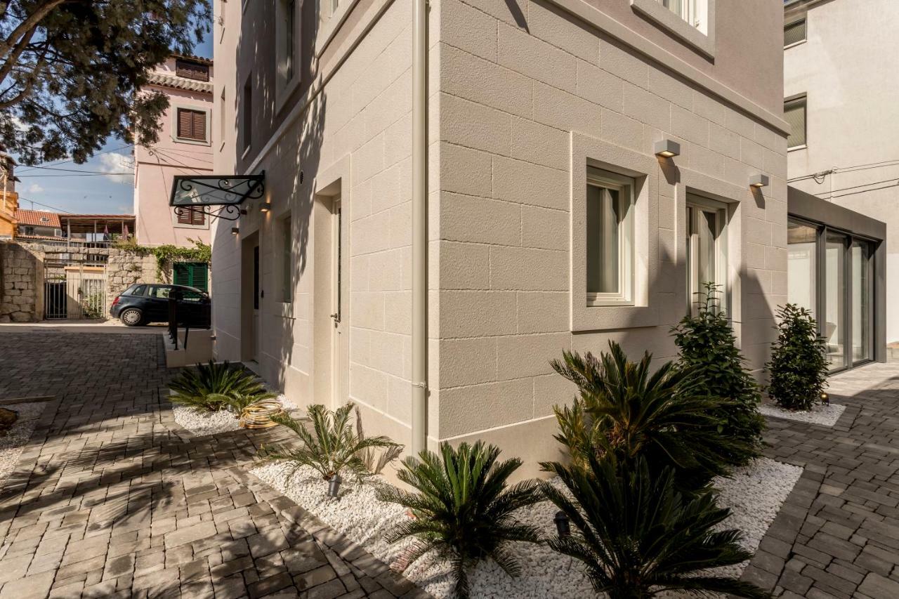 Residence Stine Split Luaran gambar
