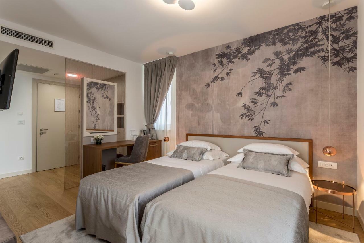 Residence Stine Split Luaran gambar