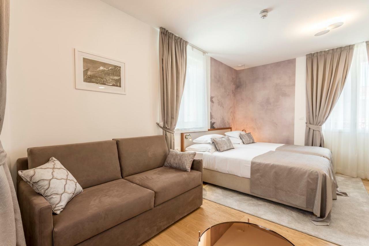 Residence Stine Split Luaran gambar